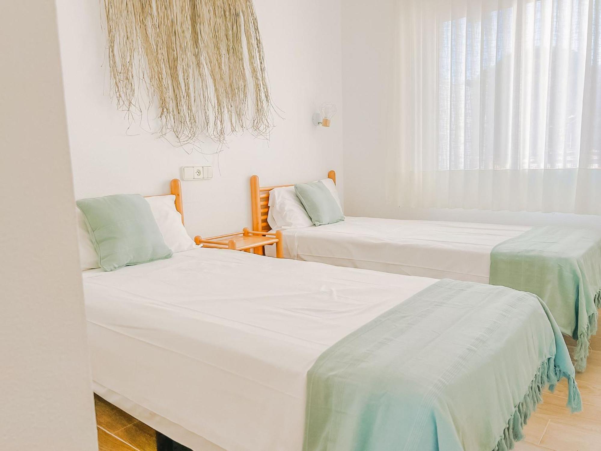 ל'אמטיה דה מר Apartamentos Sol Naixent מראה חיצוני תמונה